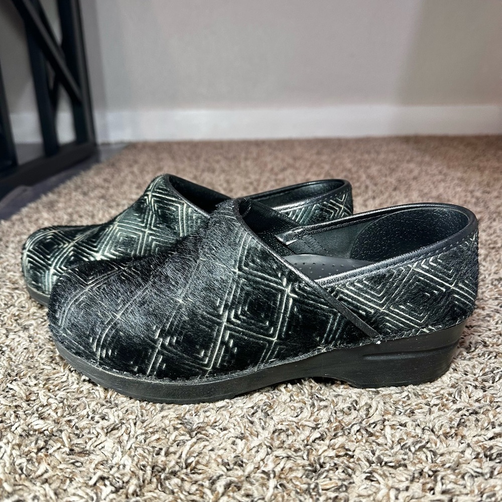 Sanita Cowhide Clogs‎ Women’s Size 8/8.5 EU 39 Black Slip On